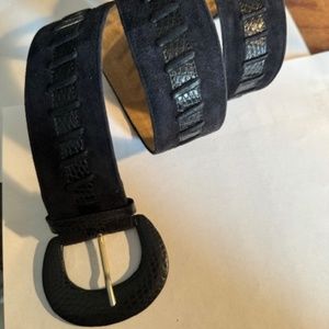 Bottega Veneta belt size 34”